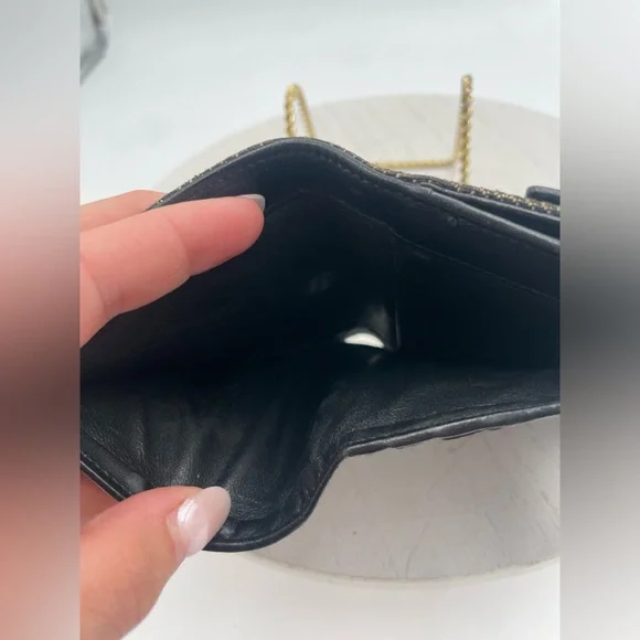 SOLD - GUCCI Classic Jackie Black Canvas Bifold Wallet - Picture 7 of 7